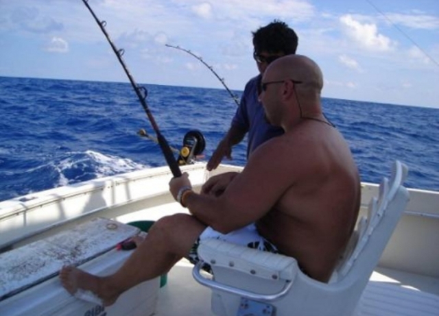  Fishing comfortably 